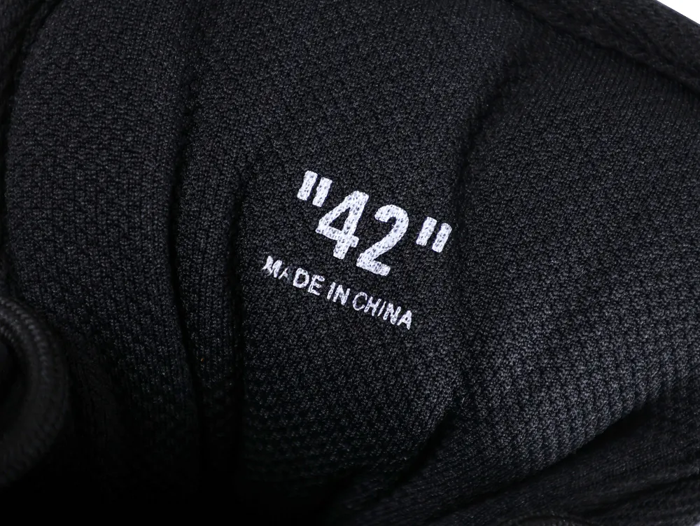 Off-White Odsy 2000 Sneakers Black Purple Size Label Detail