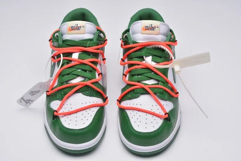 Dunk Low Off-White Pine Green
