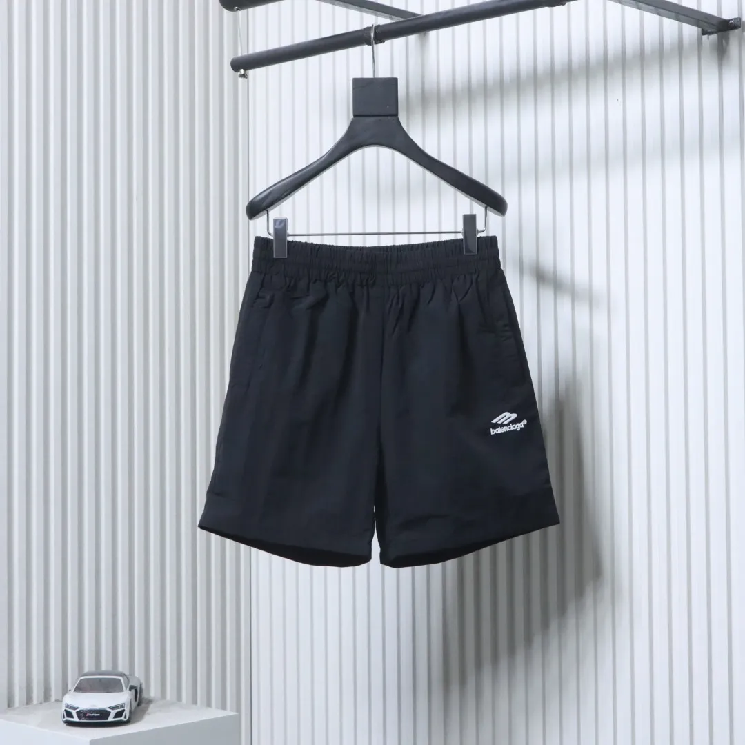 3M Sporty Logo Embroidered Shorts