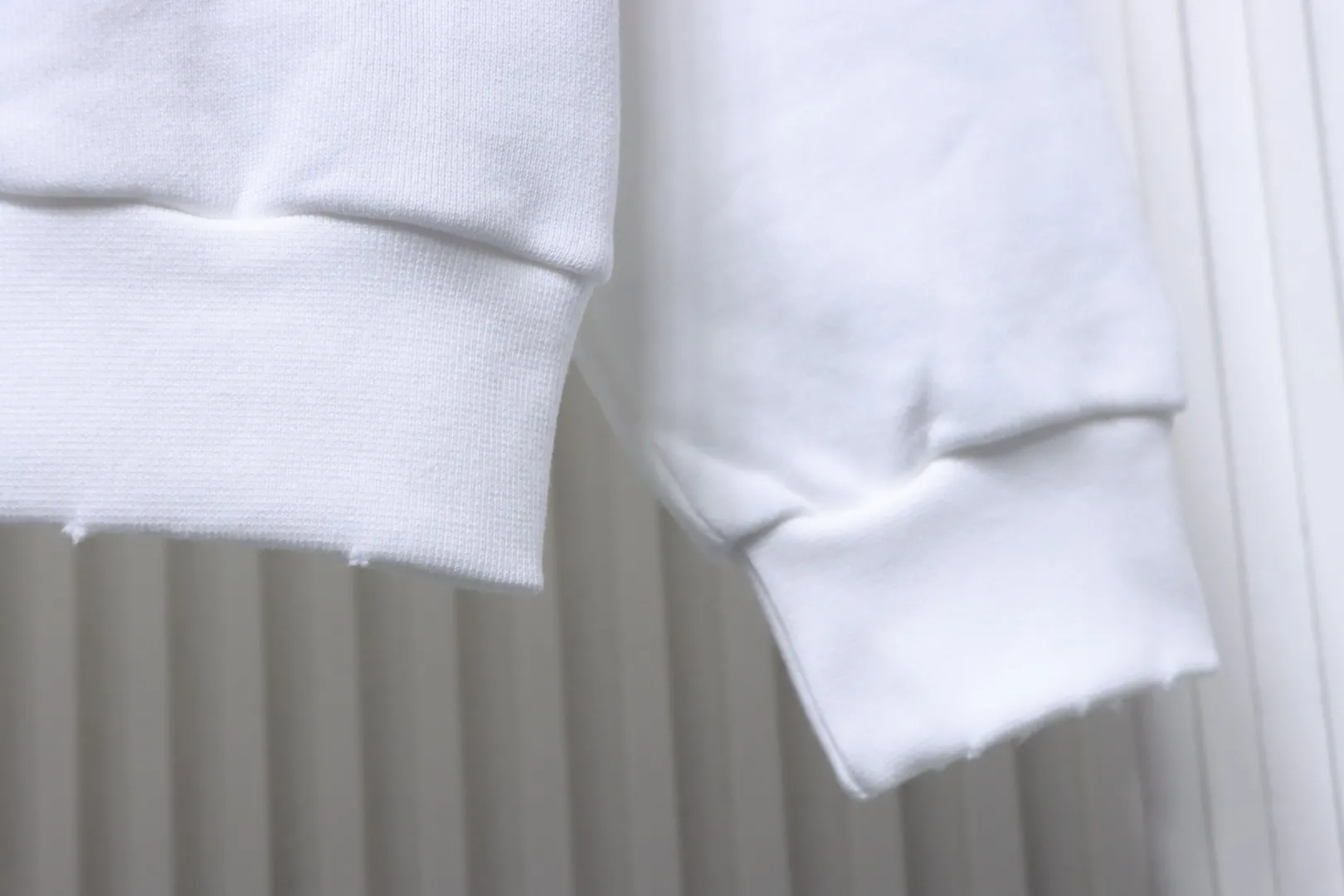 Long Sleeve Detail