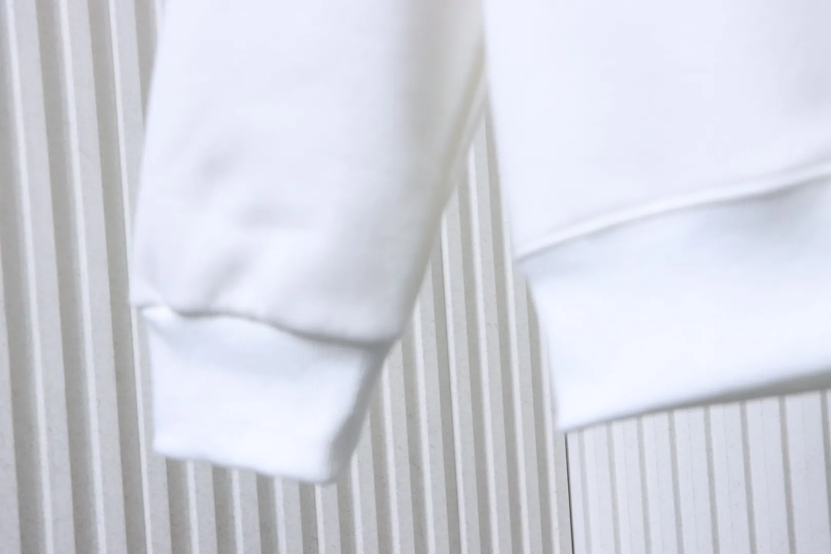 Long Sleeve Detail