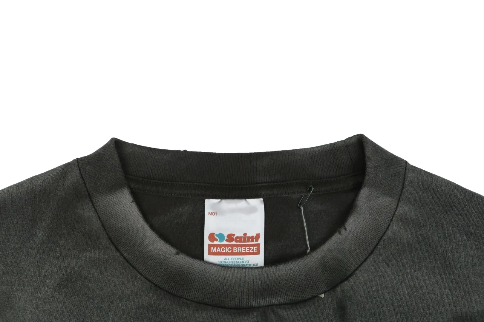 Close-up Neckline