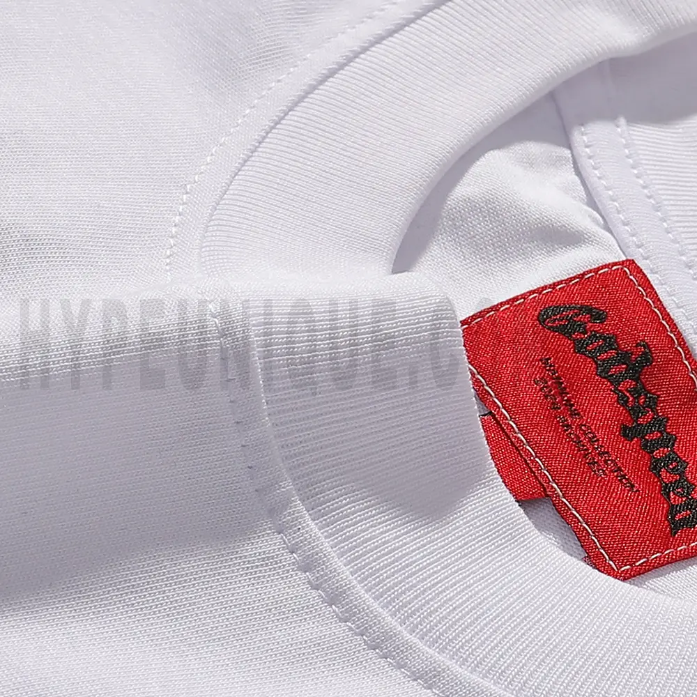 Precision cutting and sewing techniques in sleeve