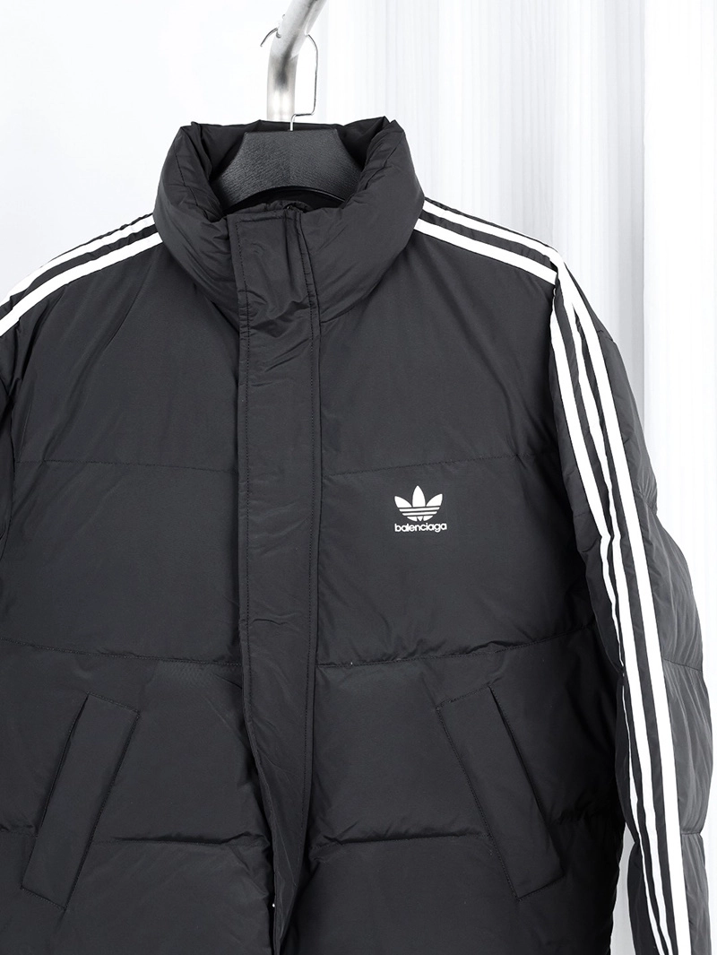 Joint Three-Stripe Silhouette Stand-up Collar Cotton Jacket