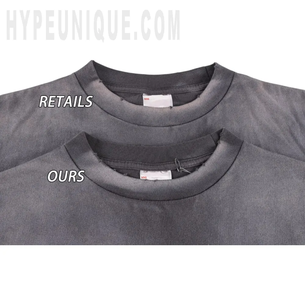 Close-up of the collar detail