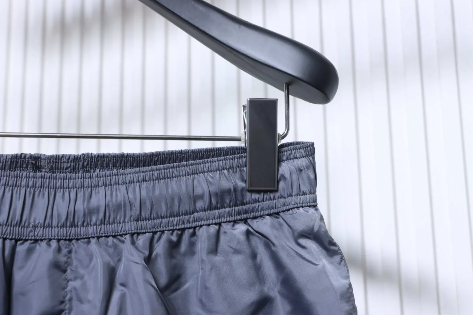 Half View Waistline