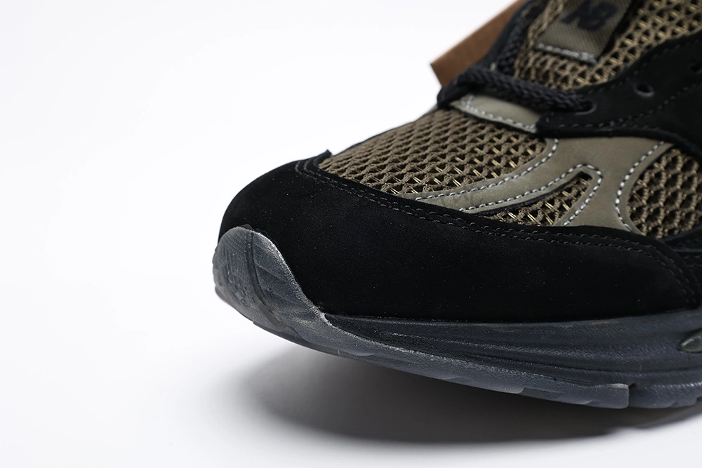New Balance 991v2 “Stone Island – Black Grey”