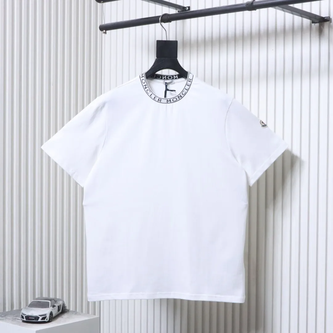 MC Logo Lettering Crew Neck T-Shirt