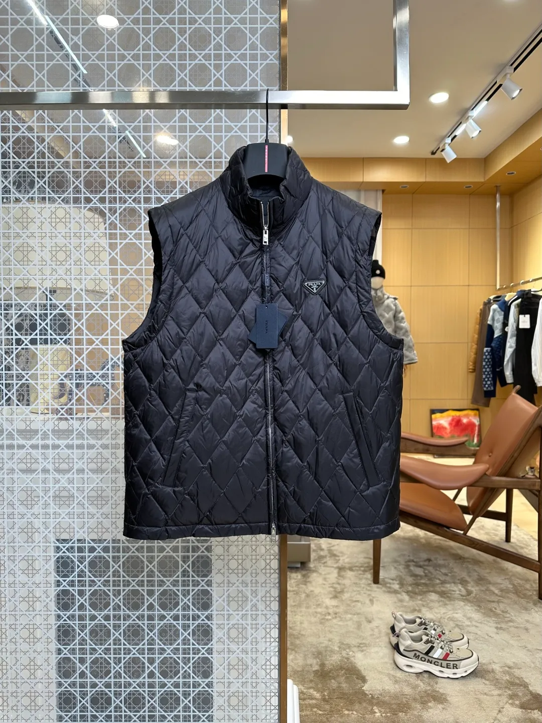 Triangle Logo Diamond Quilted Down Vest