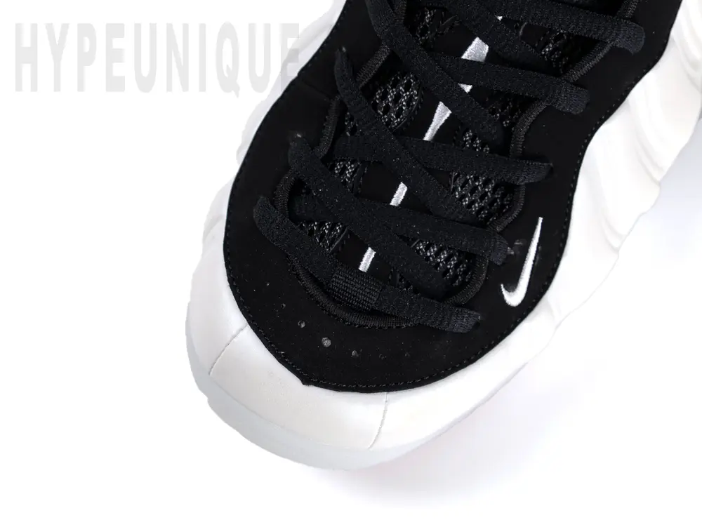 Top view of the black and white toe cap