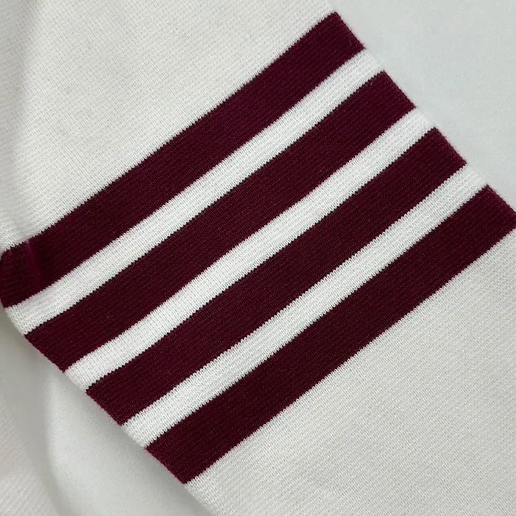 Red and White Four Bar Details