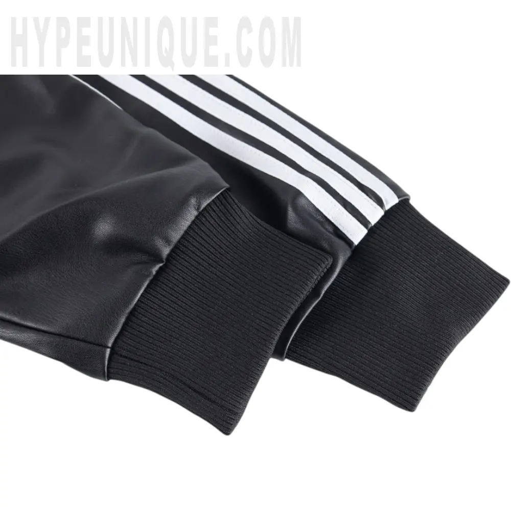 The sleeves of the clothes