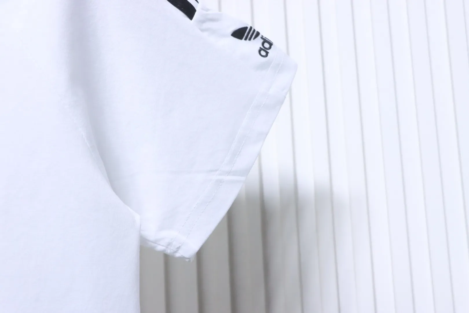 Left Sleeve