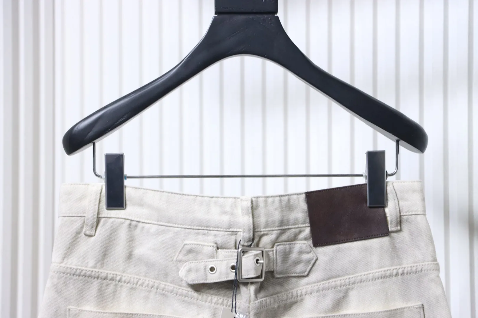 Back Waistline