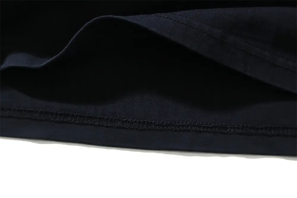 Precision cutting and sewing techniques in Shirt tail.