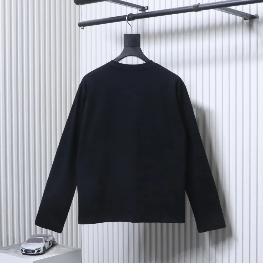 Back Acne Circle Letter Long-Sleeve Shirt