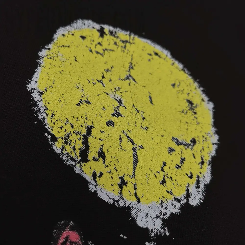 Front-facing graphic print