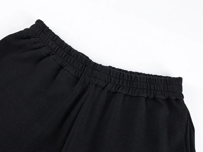 01 Logo Shorts