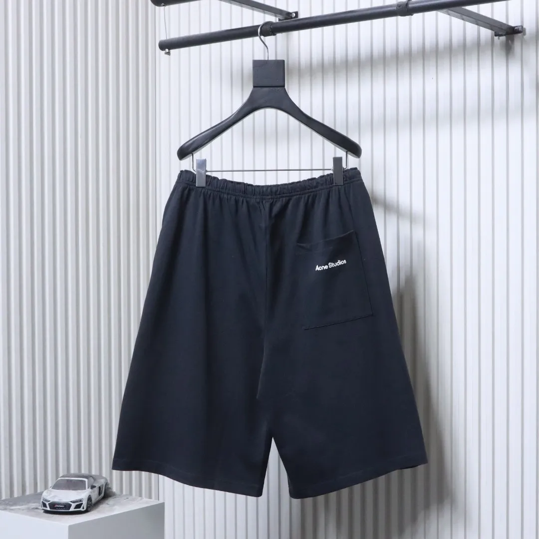 Back Acne Smiley Pocket Logo Cotton Shorts