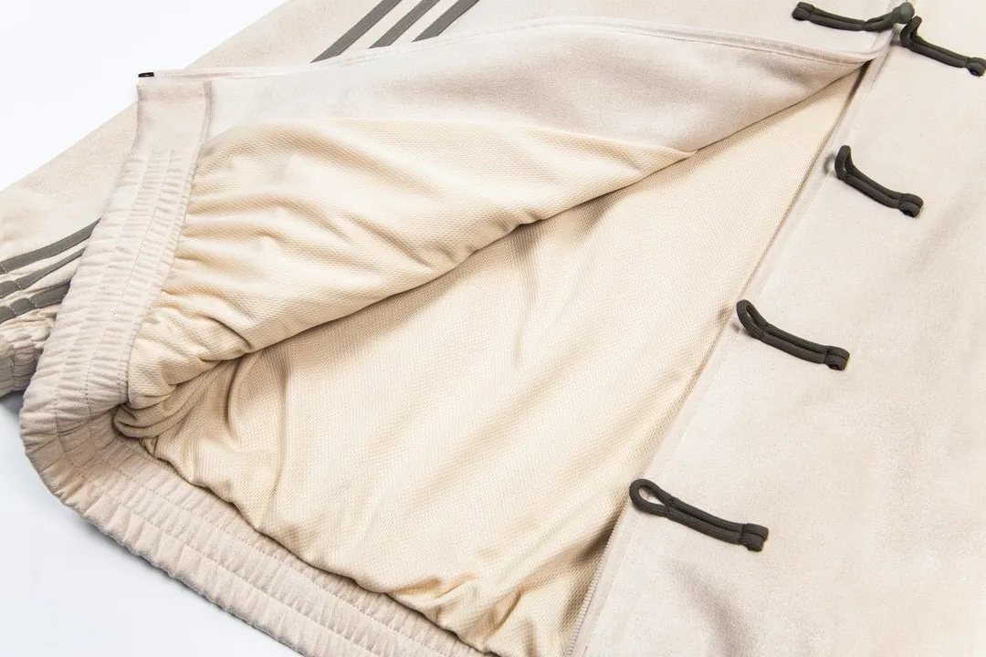 Open jacket detail