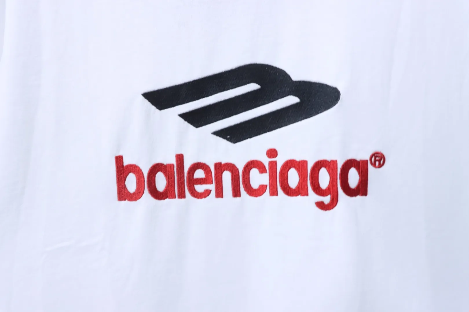 Logo Detail