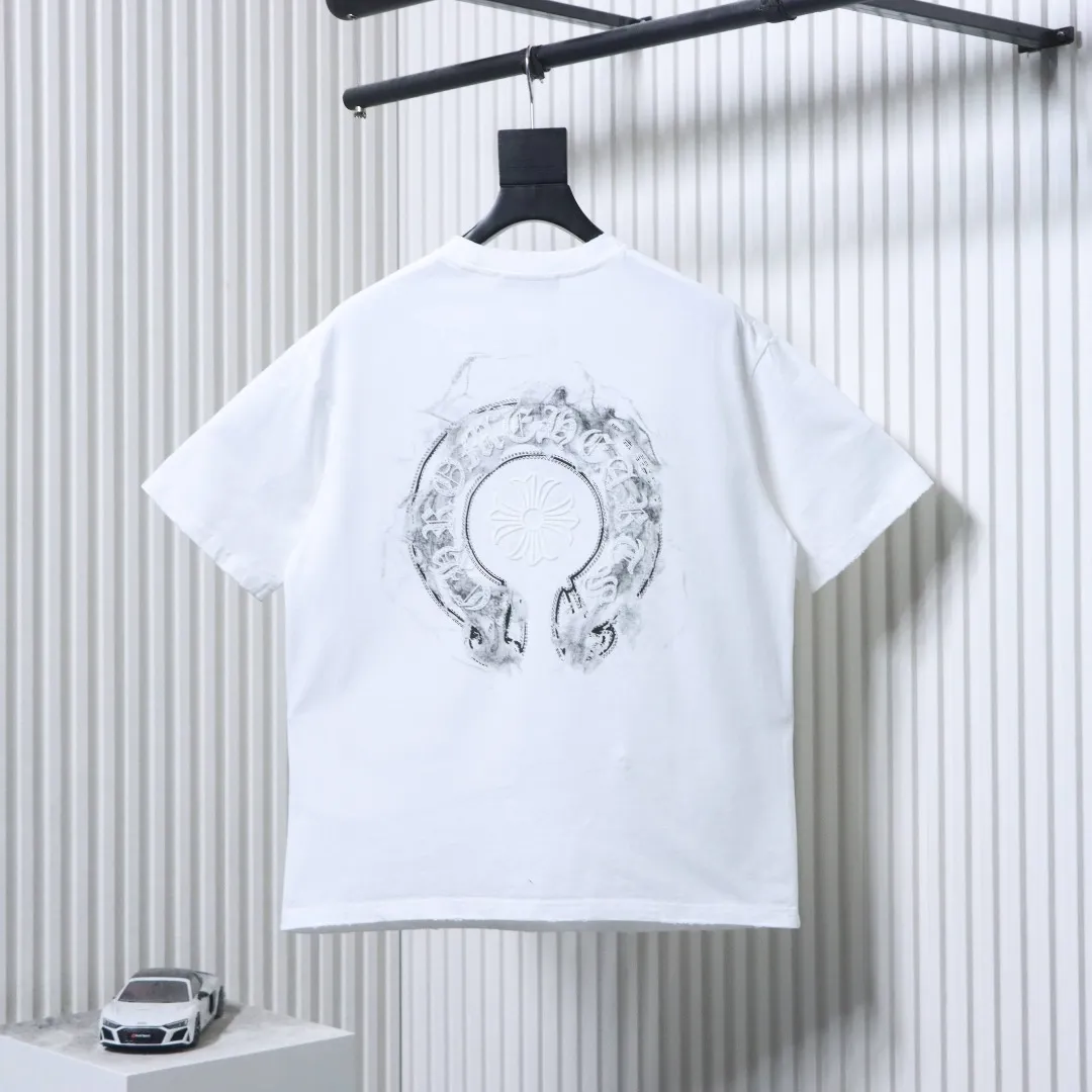 Back CH Crocebone Horseshoe Embroidered Distressed Washed T-Shirt