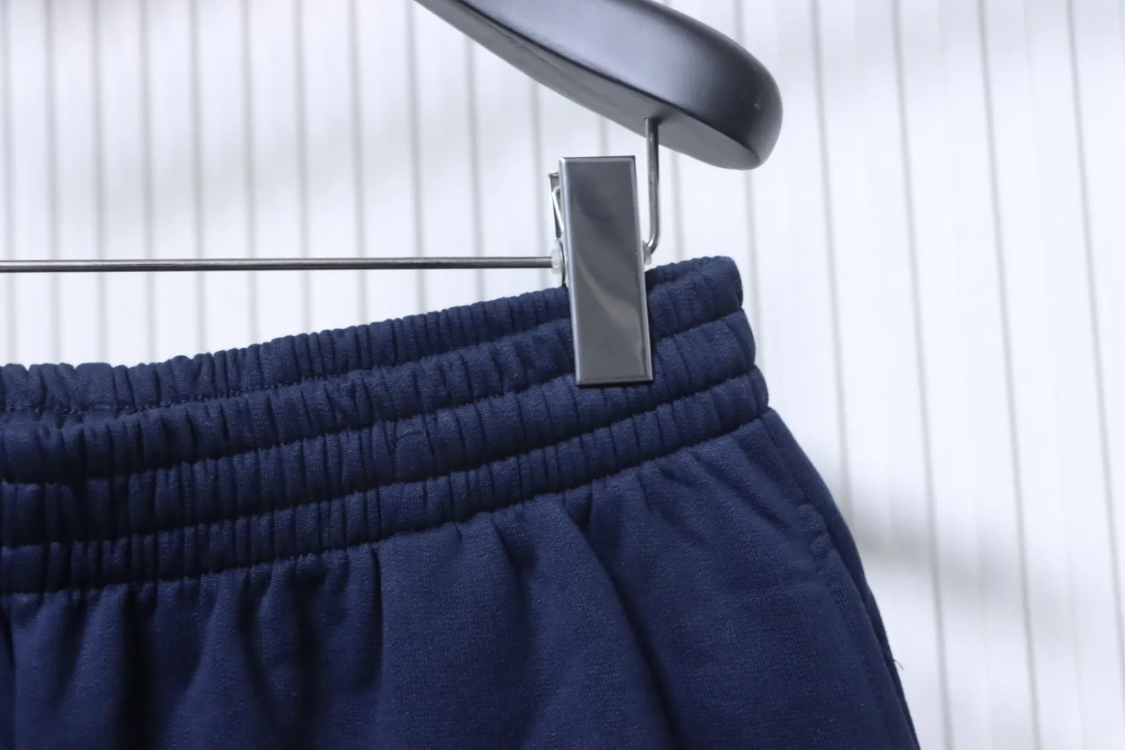 Half View Waistline