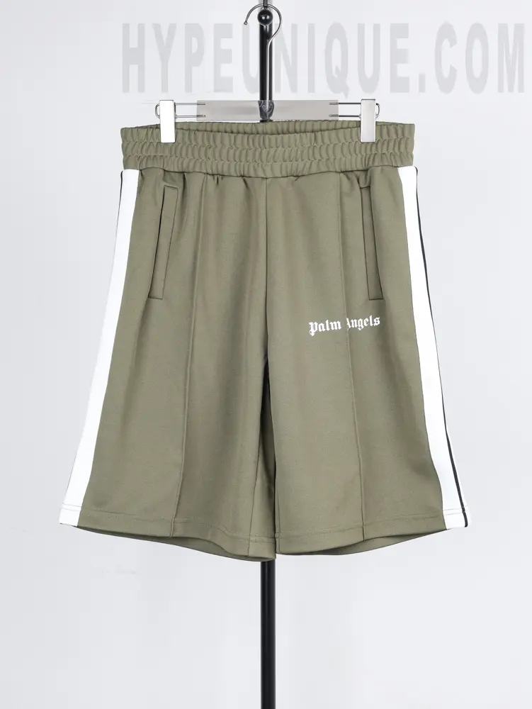 beige trousers front