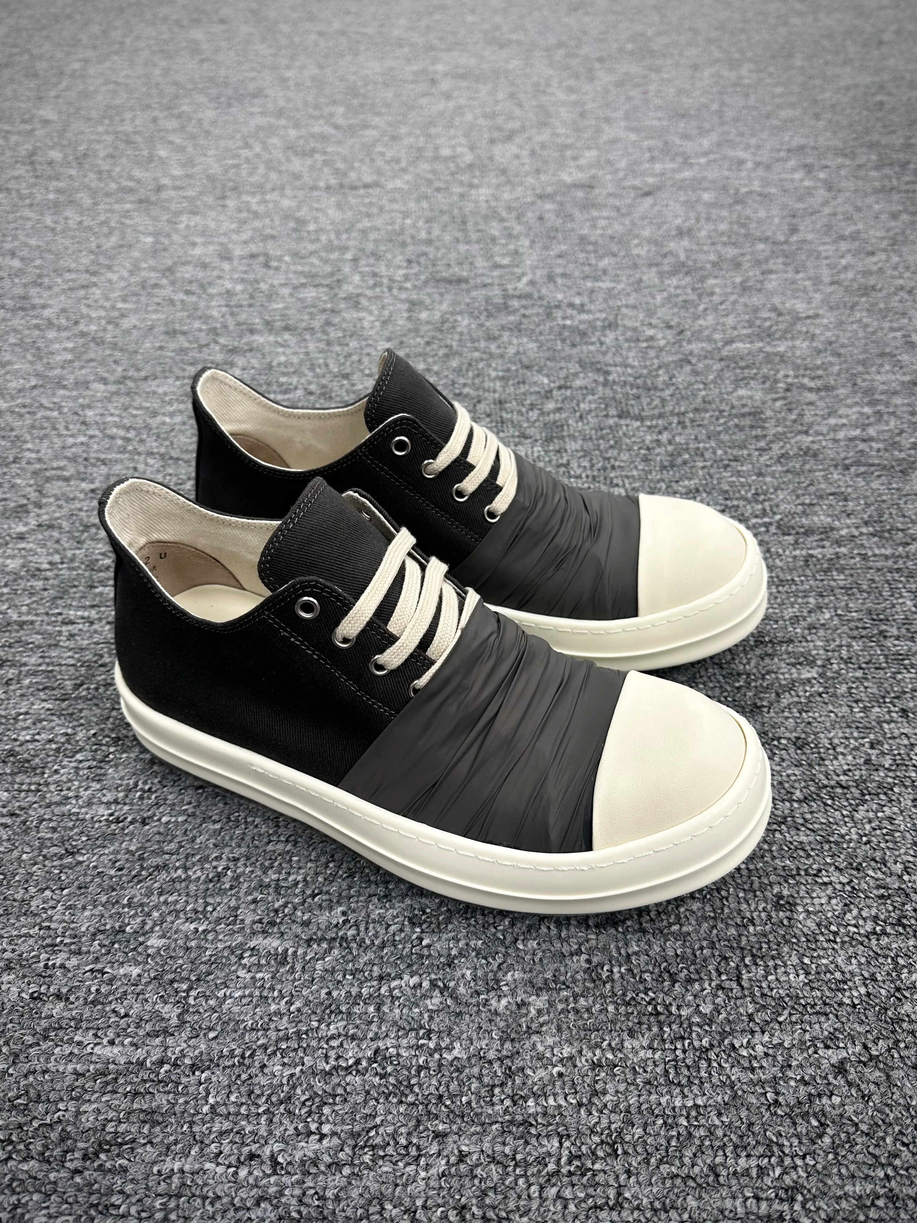 R 0wens DRKSHDW “Black/Milk” Low Sneakers with Ribbon Wrap