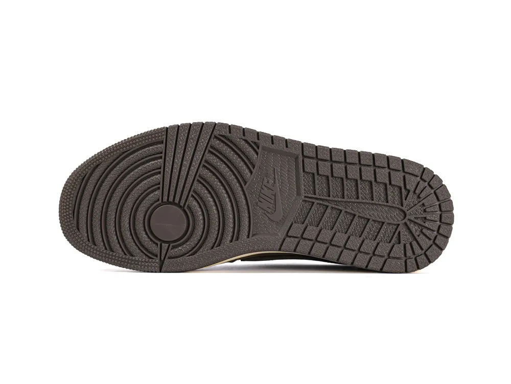 Travis Scott x Air Jordan 1 Retro Low OG SP Velvet Brown outsole detail