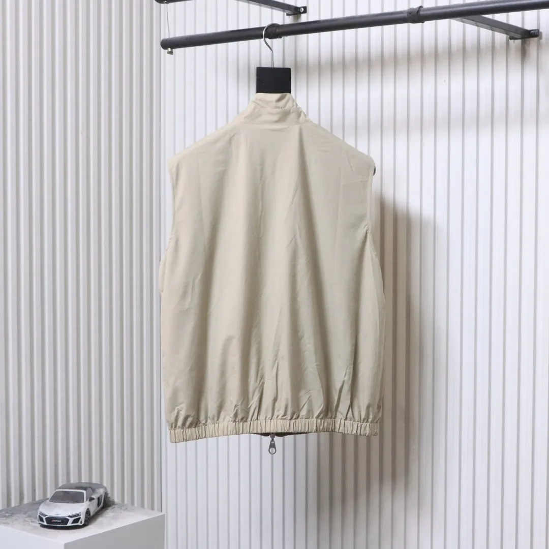 Back LP Reversible Wool Nylon Zipper Vest