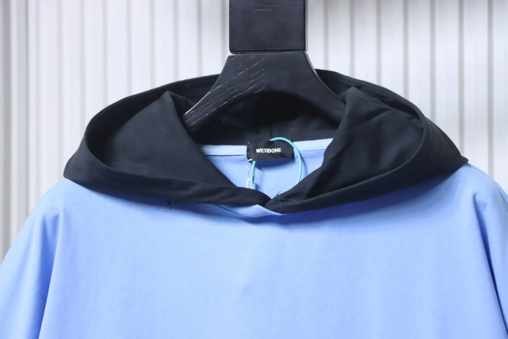 Collar Detail