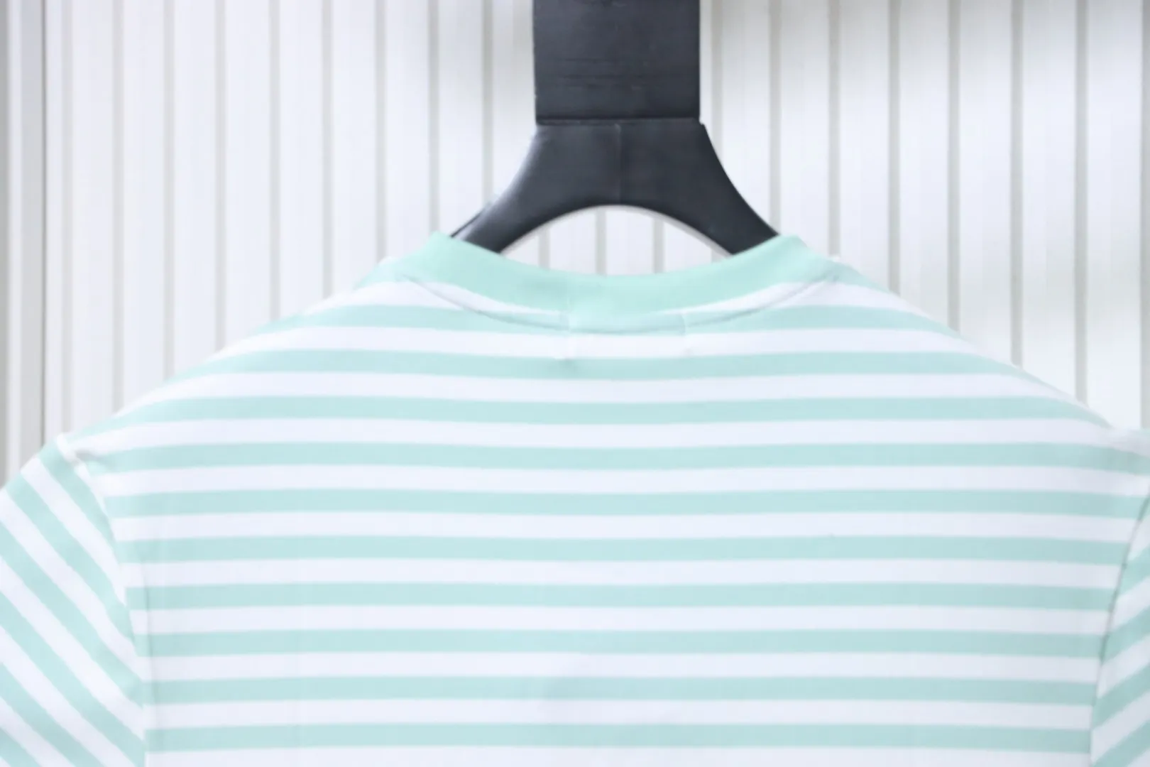 Neckline Back