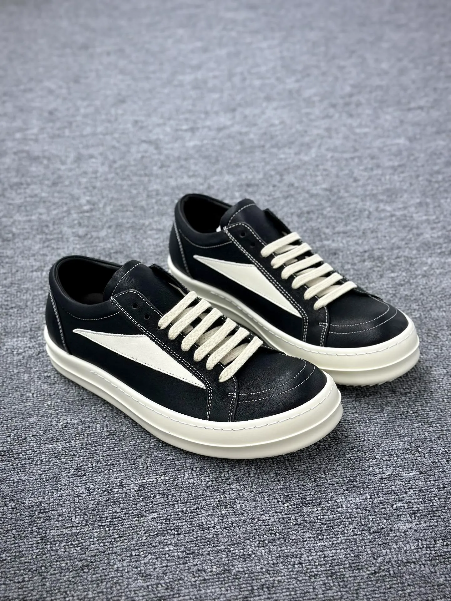 R 0wens Lido Vintage Low Leather Sneakers “Black/Milk”