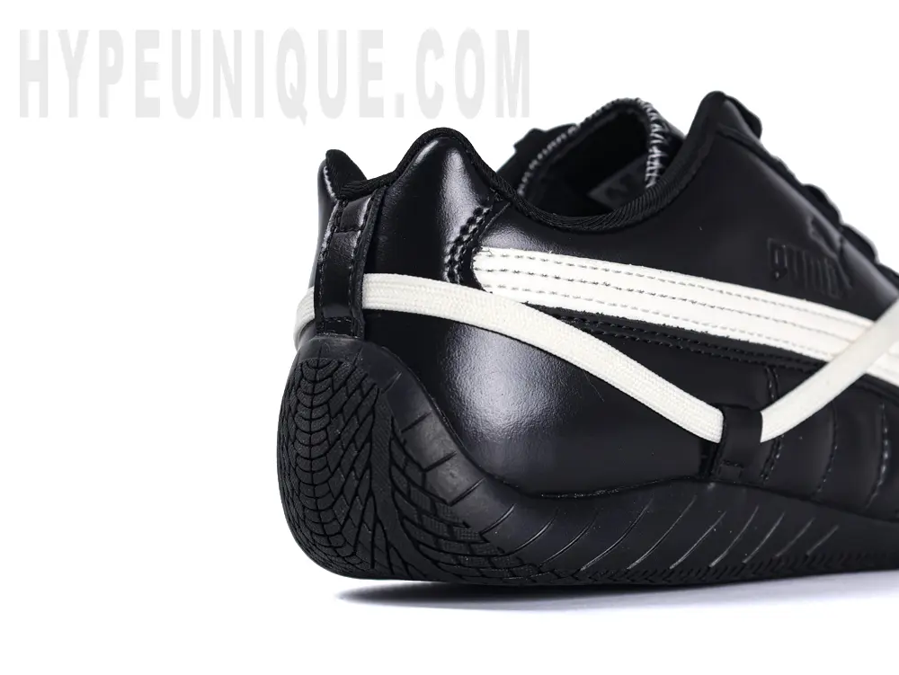 Right rear front view of the heel