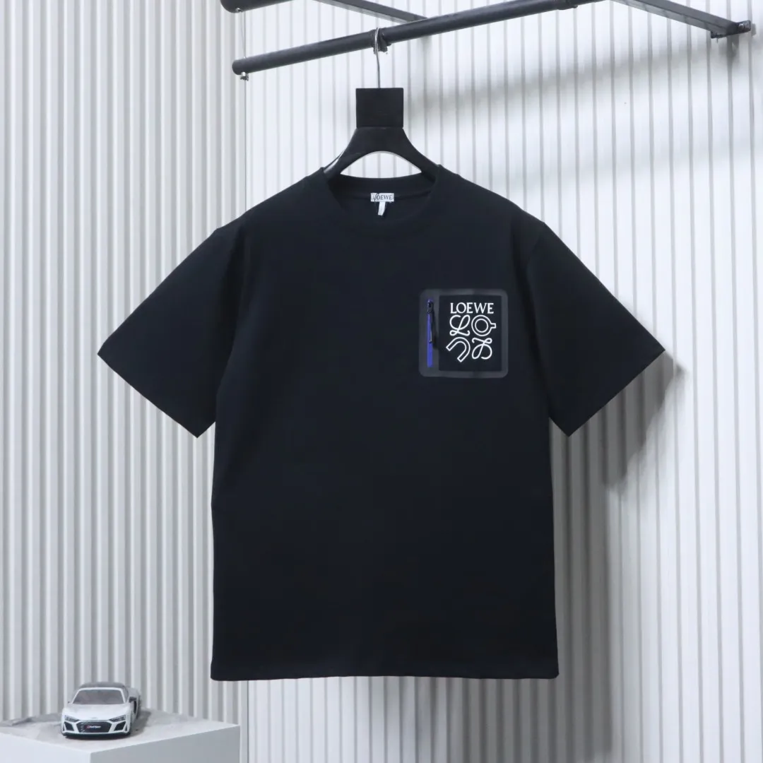 Lo x On Running Zip Pocket Logo T-Shirt