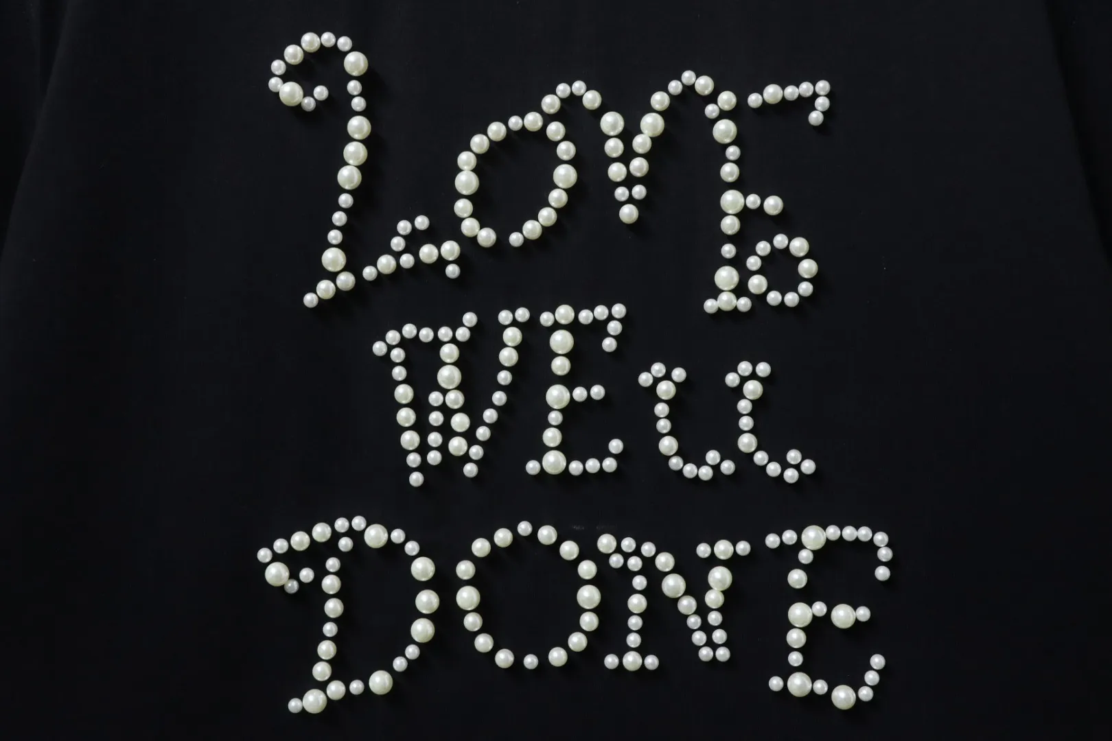 Logo Love Well Done