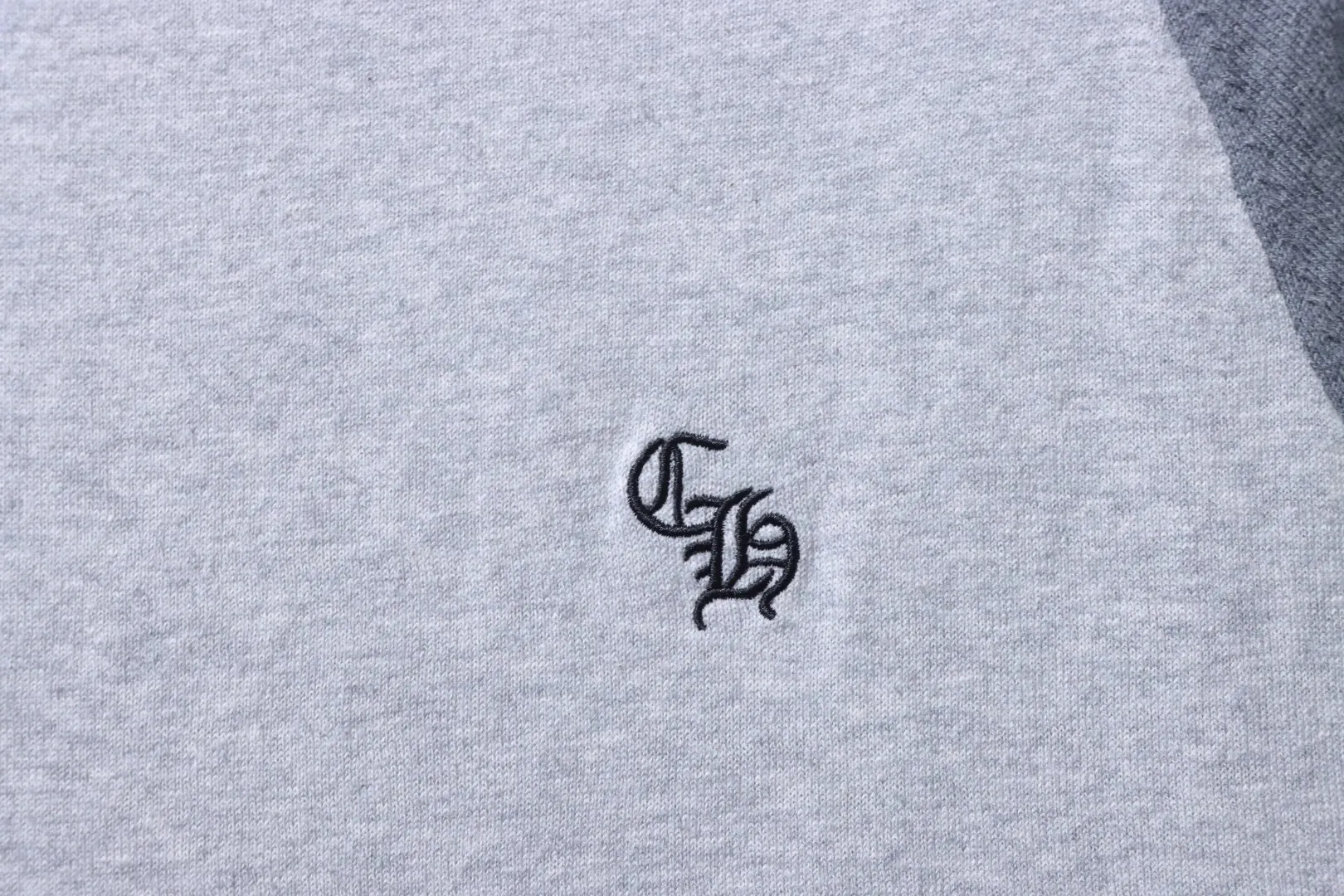 Logo Detail