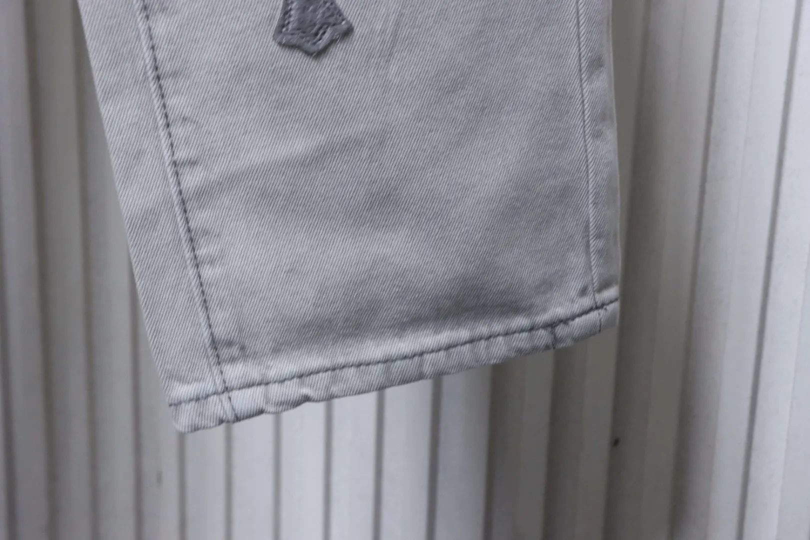 Bottom Hem Detail