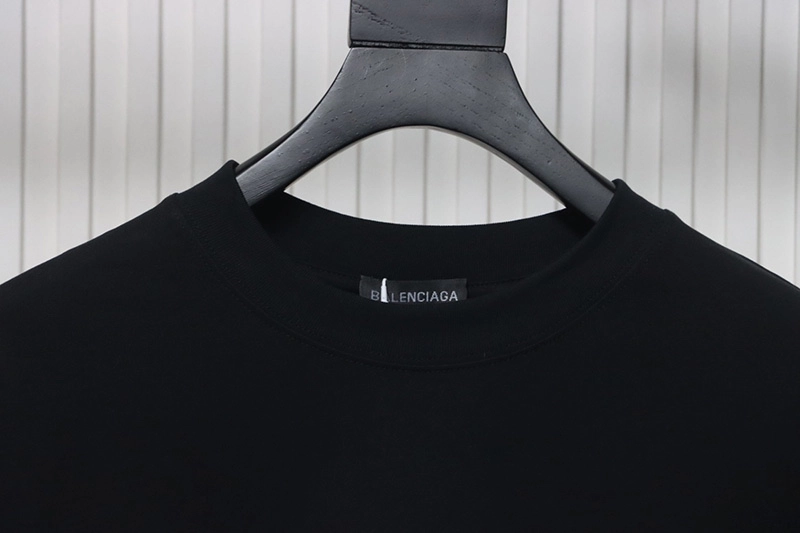 Lock Silhouette Logo Printed T-Shirt