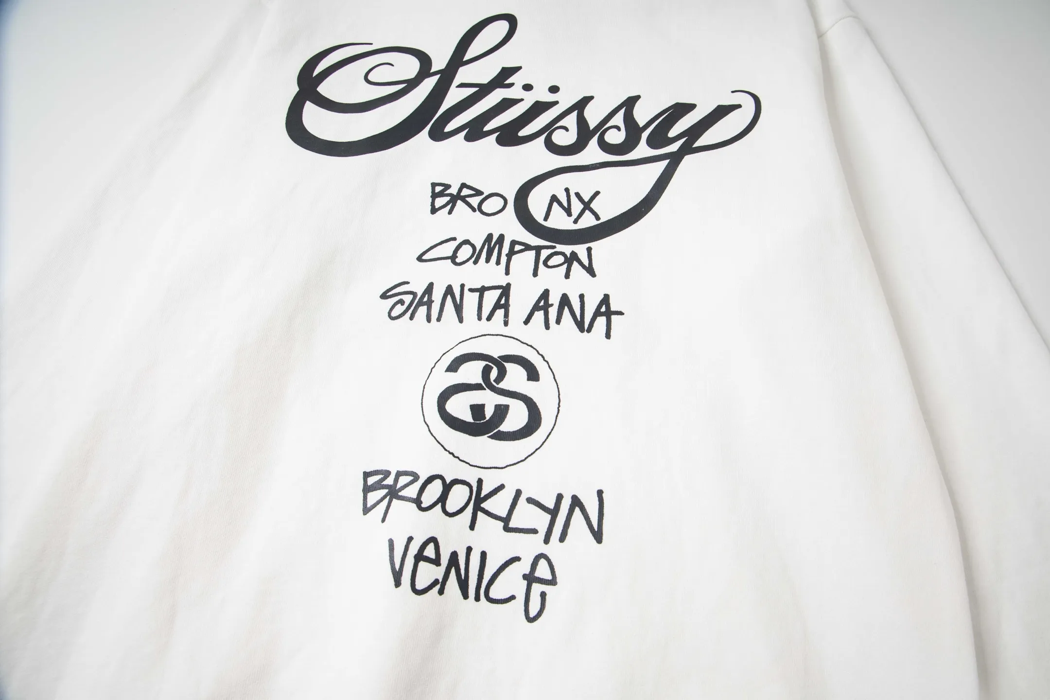 Back Logo