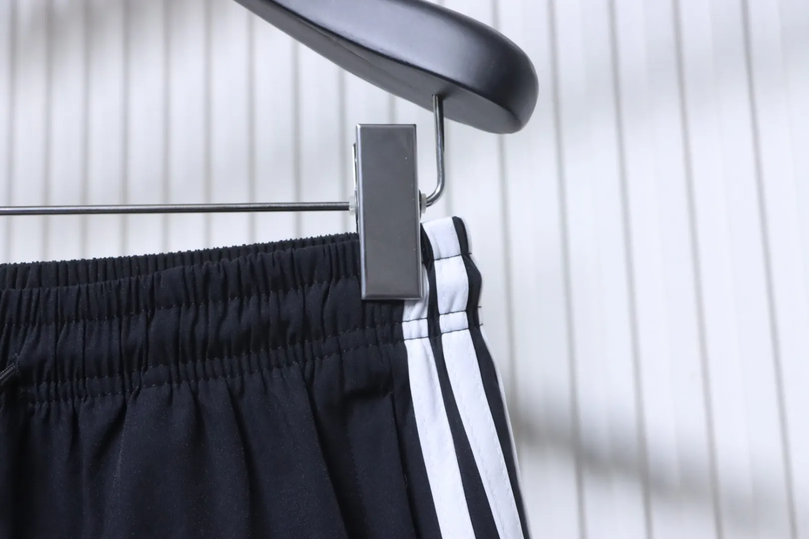 Half View Waistline
