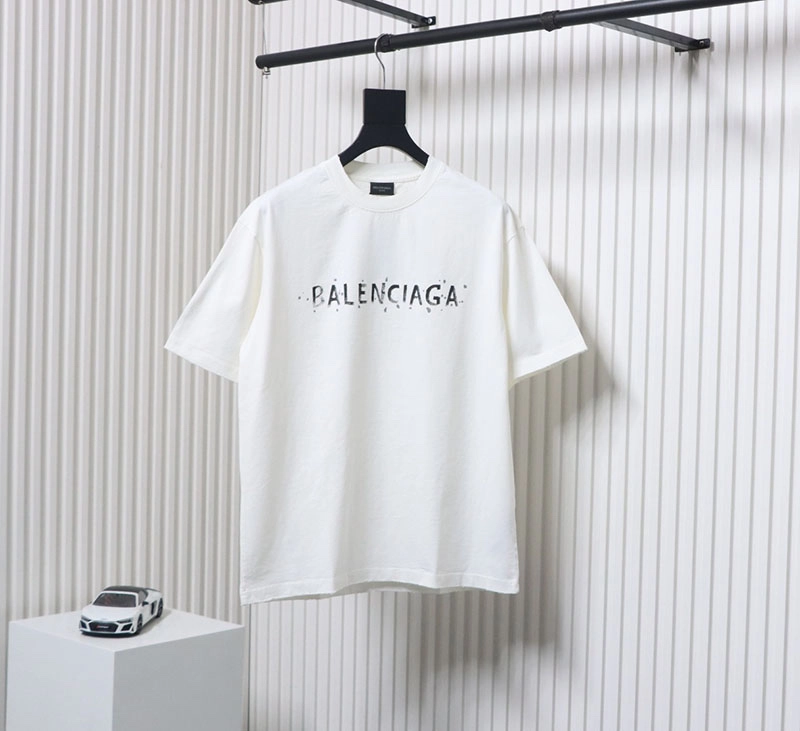 Double B Hand-Painted Washed Hole T-Shirt