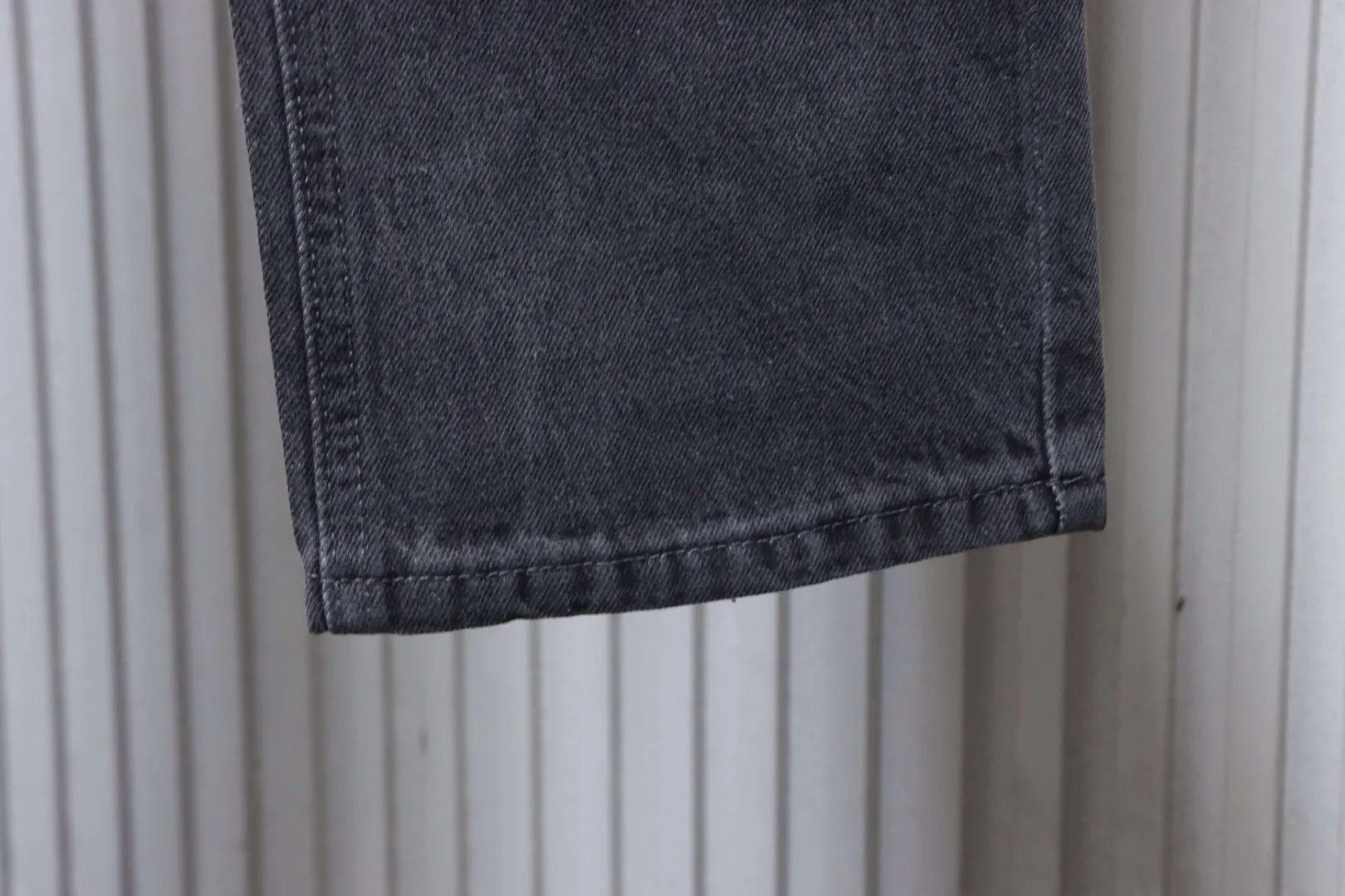 Bottom Hem Detail