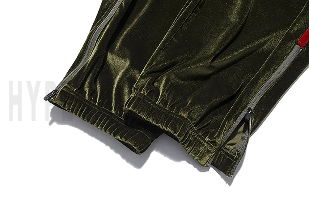 Cuffed pants detail view