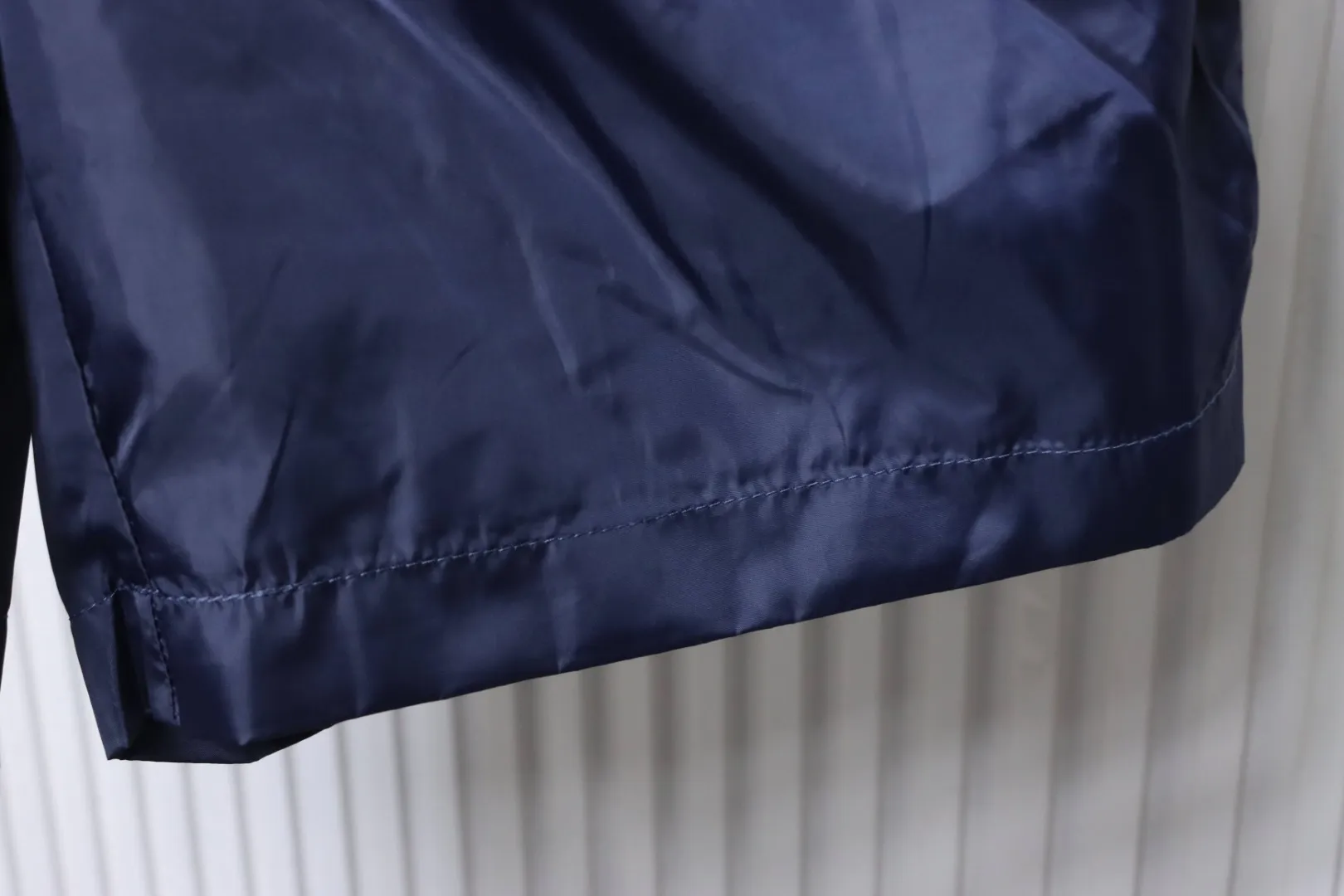 Bottom Hem Detail