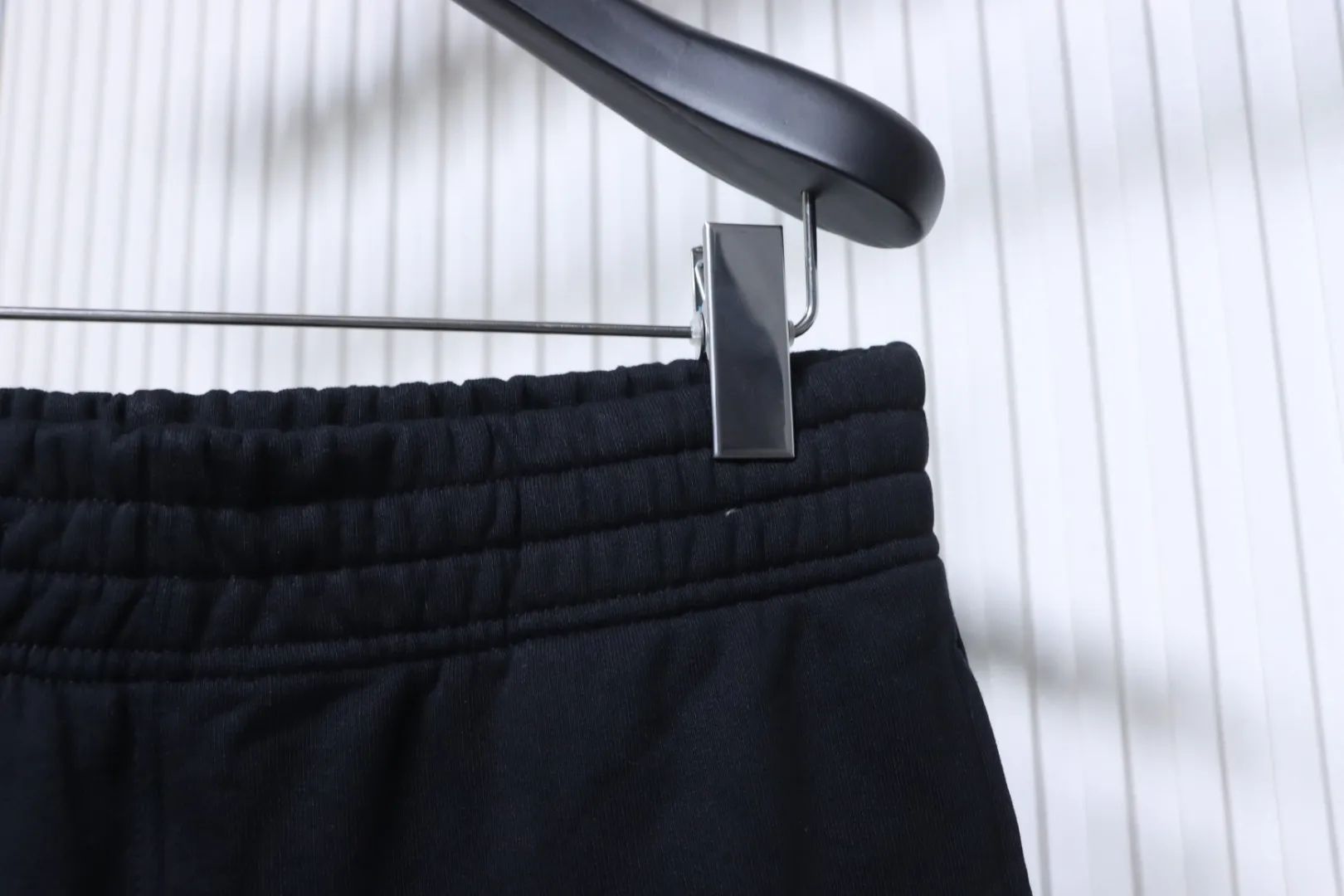 Half View Waistline