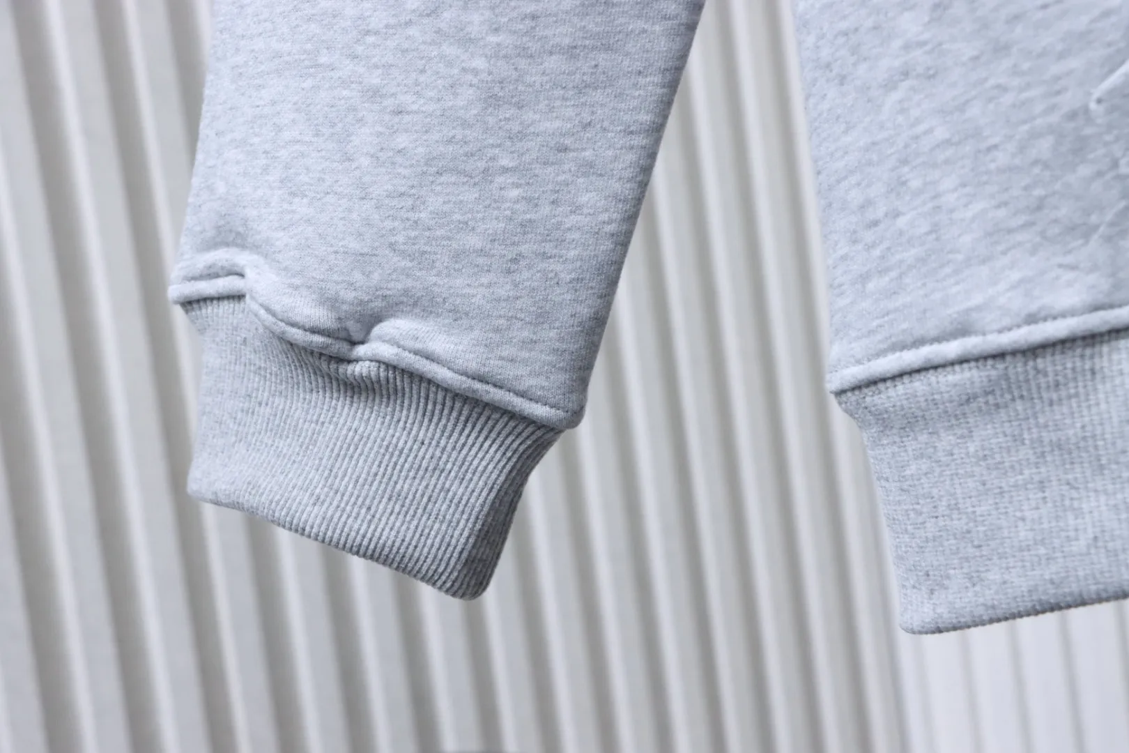 Long Sleeve Detail