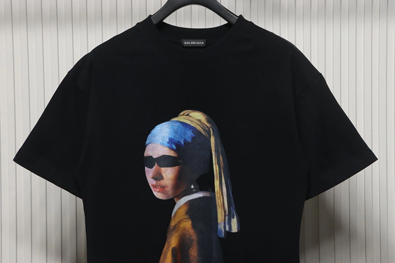 Portrait Album Logo Printed T-Shirt