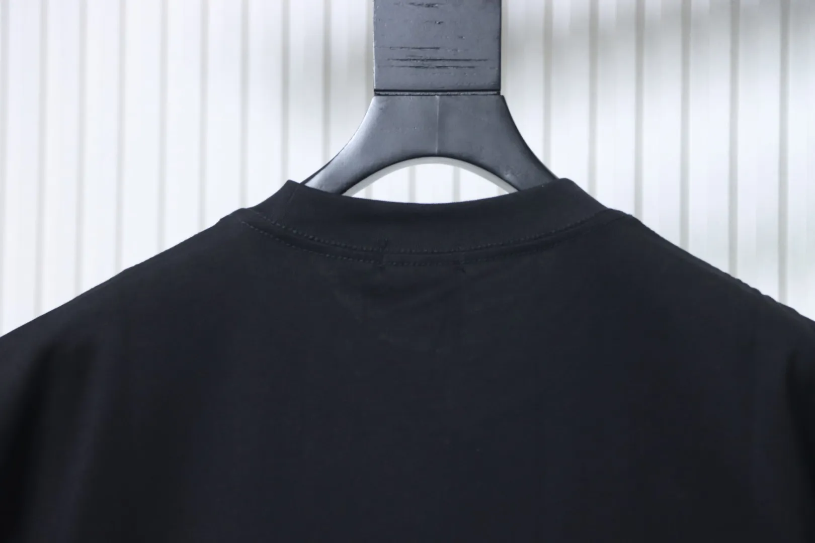 Neckline Back